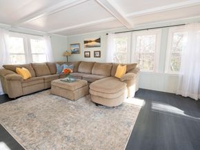 1 Oldfield Drive, Kingston MA 02364