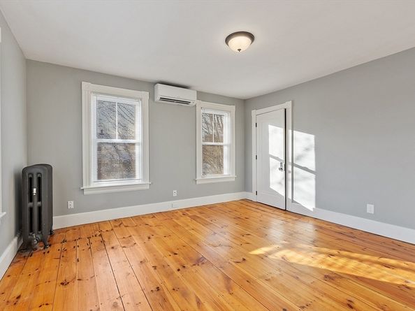 254 Gardner Rd, Templeton MA 01468