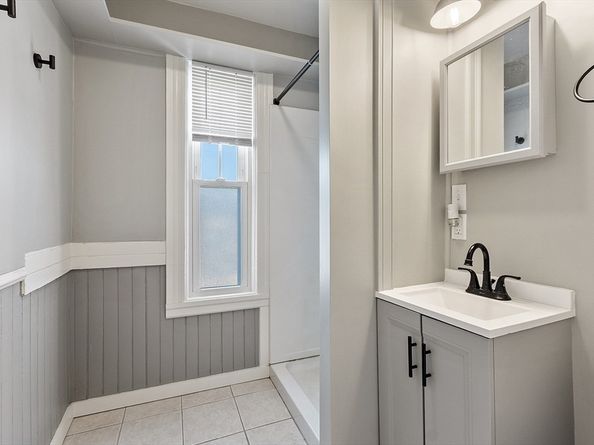 254 Gardner Rd, Templeton MA 01468