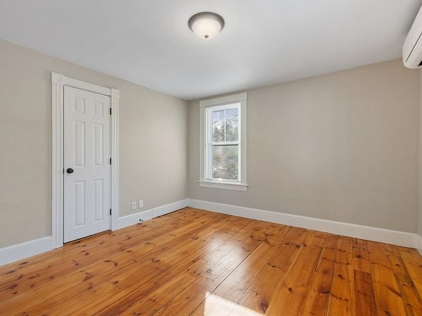 254 Gardner Rd, Templeton MA 01468