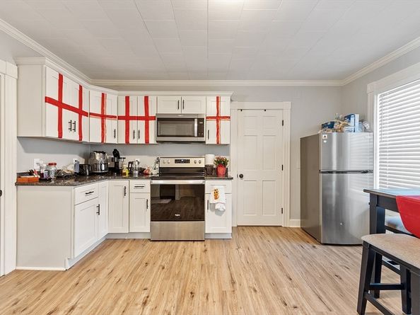 254 Gardner Rd, Templeton MA 01468