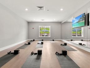 5 Peters Farm Way 112, Westborough MA 01581