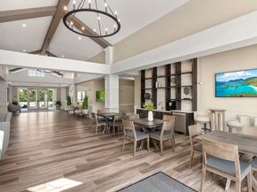 5 Peters Farm Way 112, Westborough MA 01581