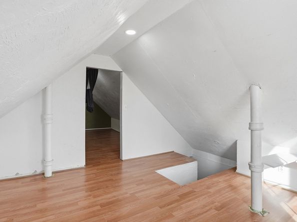 5 Ripley Place, Worcester MA 01610