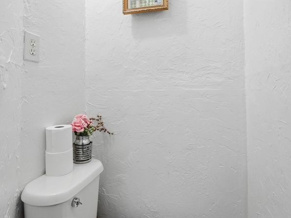 5 Ripley Place, Worcester MA 01610