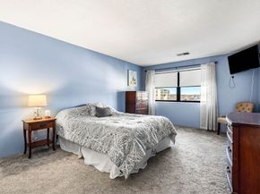 12 Mount Vernon St 44, Melrose MA 02176