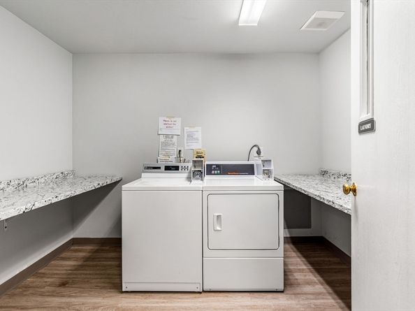 12 Mount Vernon St 44, Melrose MA 02176