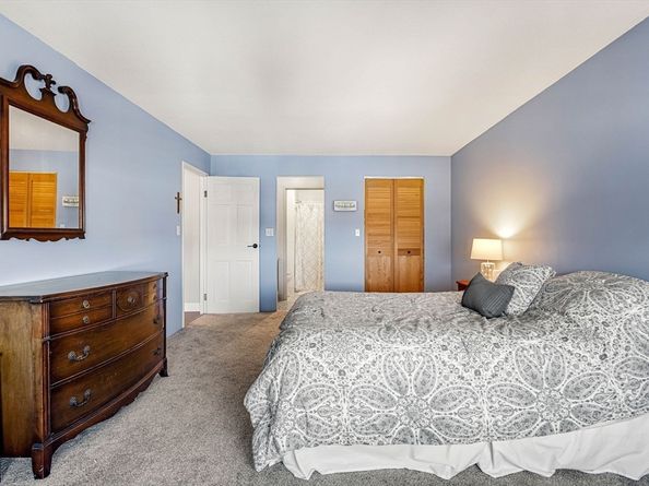 12 Mount Vernon St 44, Melrose MA 02176