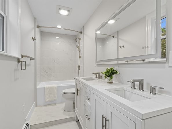 2 Bartlett Avenue 1, Belmont MA 02478