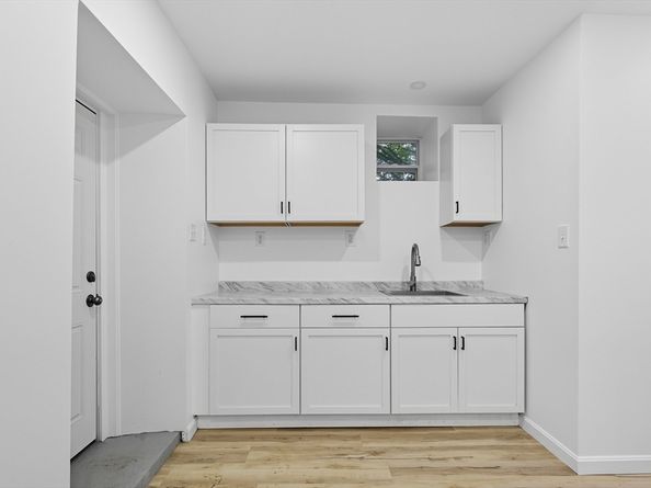 2 Bartlett Avenue 1, Belmont MA 02478