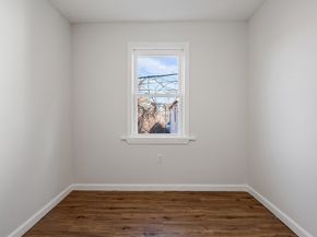 5 Mcfarland Ct, Worcester MA 01604