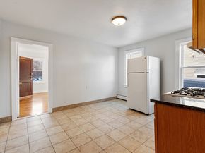 5 Mcfarland Ct, Worcester MA 01604