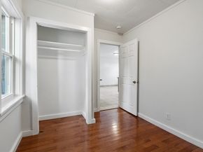 5 Mcfarland Ct, Worcester MA 01604