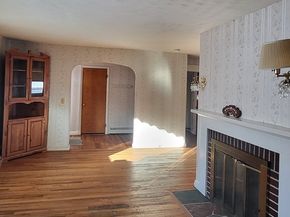 66 Eunice Ave, Worcester MA 01606