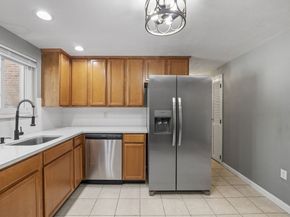 10 Royal Dane Dr 85, Marshfield MA 02050