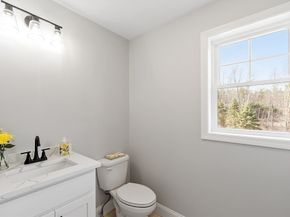 711 Massachusetts Avenue 2, Lunenburg MA 01462