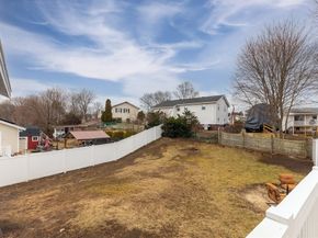 55 Summit St, Salem MA 01970