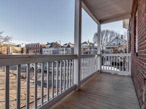 88 Congress St 3, Salem MA 01970