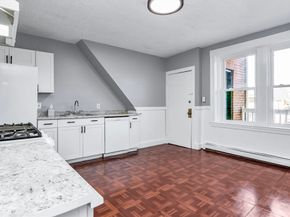 88 Congress St 3, Salem MA 01970