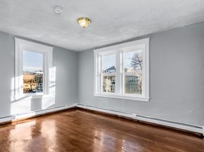 88 Congress St 3, Salem MA 01970