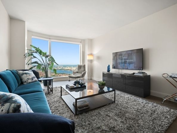 240 Devonshire Street 5503, Boston MA 02110