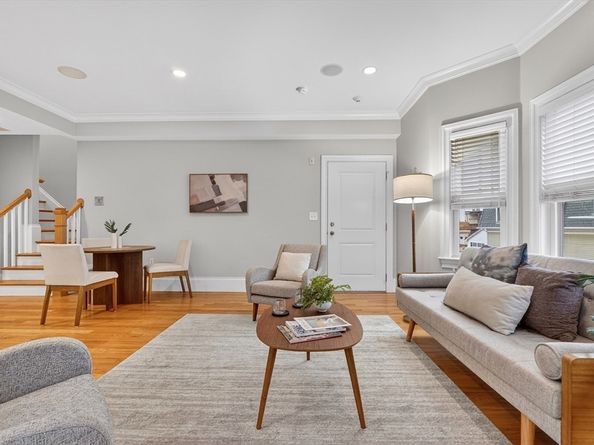 13 Howell St 3, Boston MA 02125