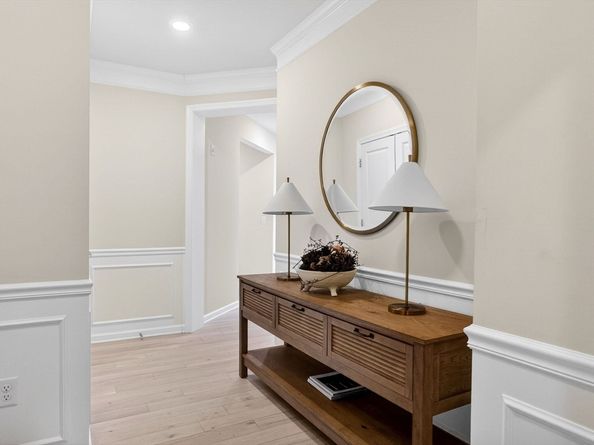 4206 Peters Farm Way 206, Westborough MA 01581