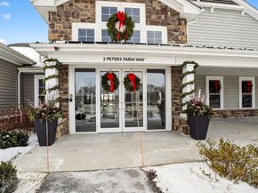 4206 Peters Farm Way 206, Westborough MA 01581