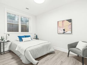 8 Oakdale Ave, Wellesley MA 02482