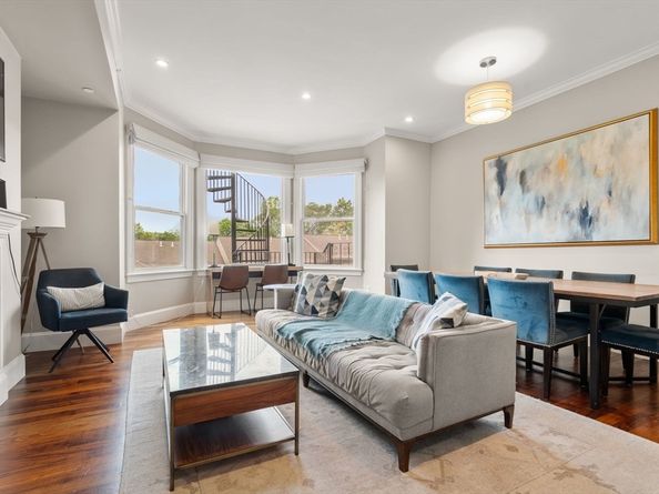 324 Tappan 1, Brookline MA 02445