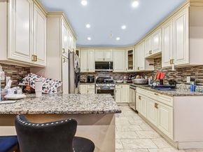 14 Oakhurst St, Boston MA 02124