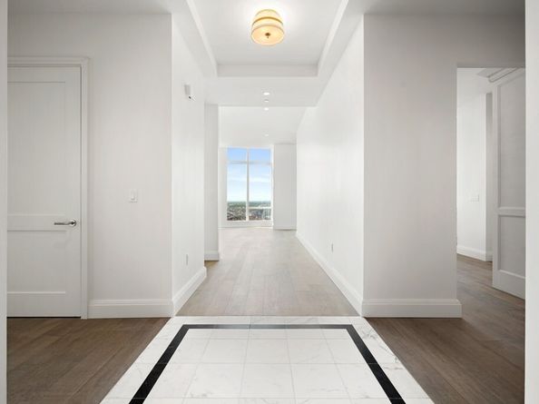 240 Devonshire Street PH 2C, Boston MA 02110