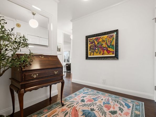 85 E India Row 19H, Boston MA 02110