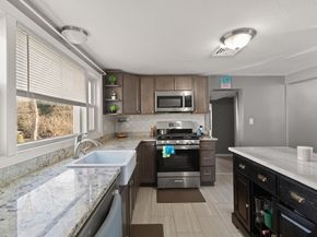 48 Wall St, Bridgewater MA 02324