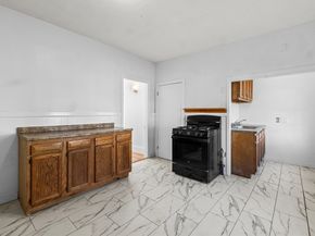 28 School Street, Middleboro MA 02346