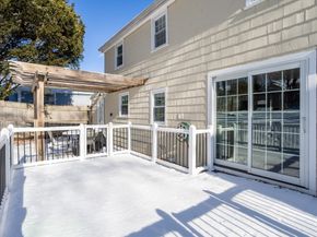 23 Tiverton Parkway, Worcester MA 01602