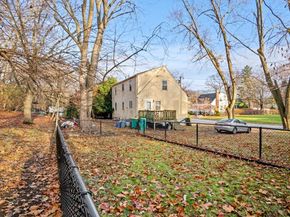 15 Crescent Rd, Woburn MA 01801