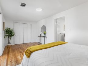 51 Himoor Cir, Randolph MA 02368