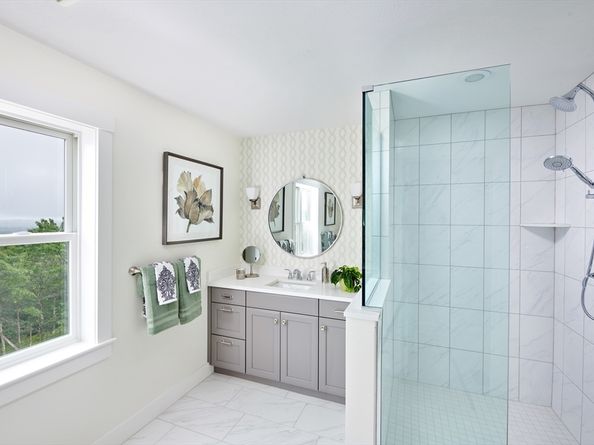 42 Outlook East 42, Plymouth MA 02360