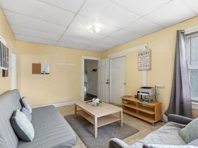 14 Hancock St, Worcester MA 01610