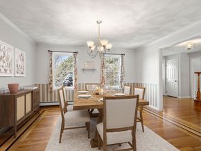 4 Barberry Ln, West Newbury MA 01985