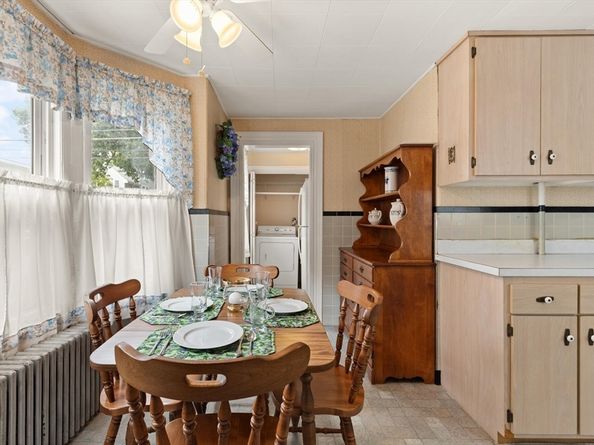 94 Madison St, Dedham MA 02026