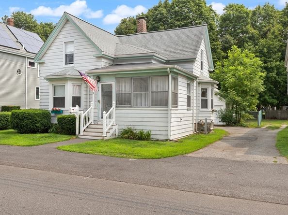 94 Madison St, Dedham MA 02026