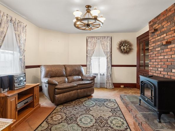94 Madison St, Dedham MA 02026