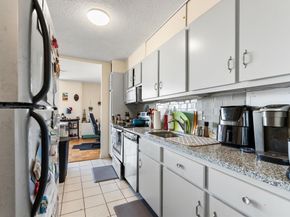 50 Longwood Ave 712, Brookline MA 02446