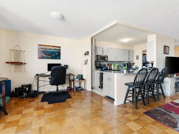 50 Longwood Ave 712, Brookline MA 02446