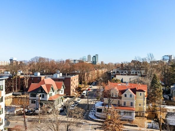 50 Longwood Ave 712, Brookline MA 02446