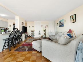 50 Longwood Ave 712, Brookline MA 02446