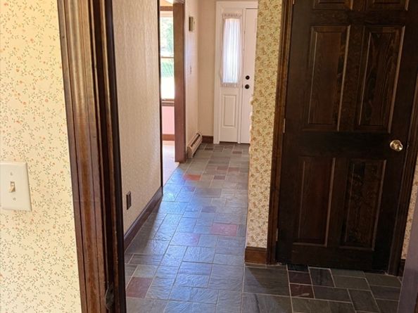 48 Tolland Rd, North Andover MA 01845