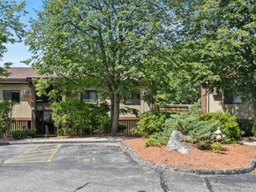 19 Eaglehead Terrace 4, Shrewsbury MA 01545